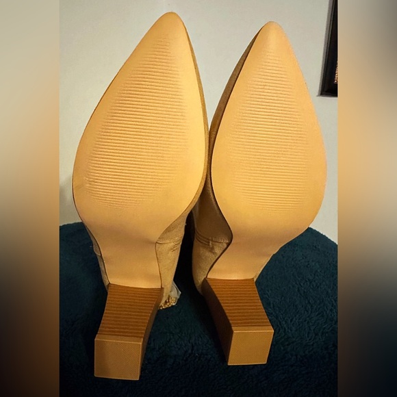 NWOB JustFab Tan Faux Suede Boots Size 10 - Picture 14 of 14